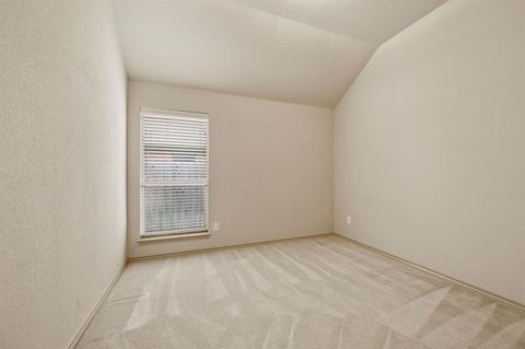 Tiny photo for 409 Stampede Court, Fort Worth, TX 76131 (MLS # 21198831)