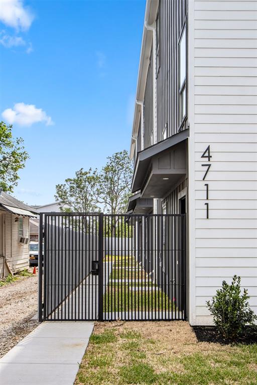 Maplewood 01 - Residential Income