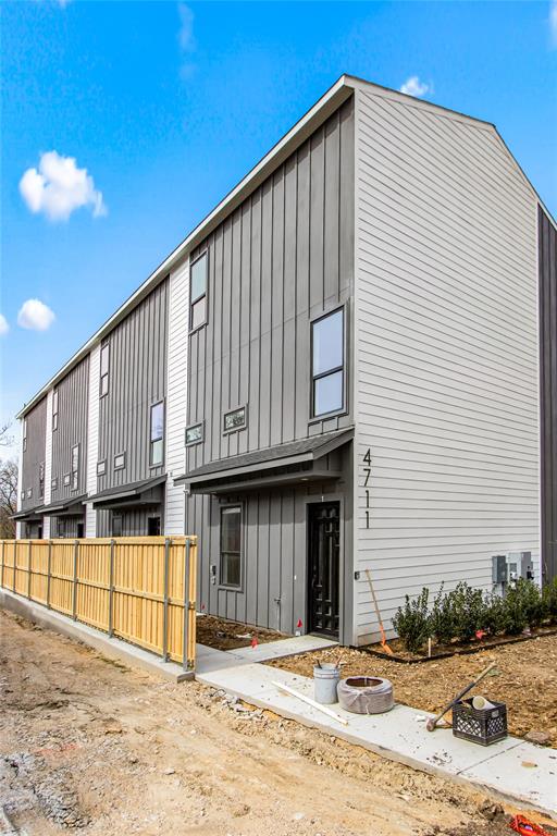 4711 Sylvester Street