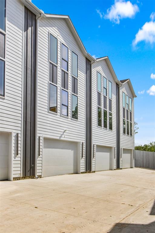 Maplewood 01 - Residential Income