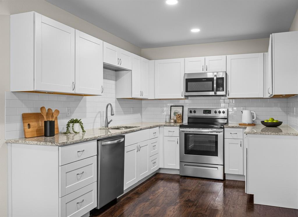 Highland Meadows 08 - Residential Income