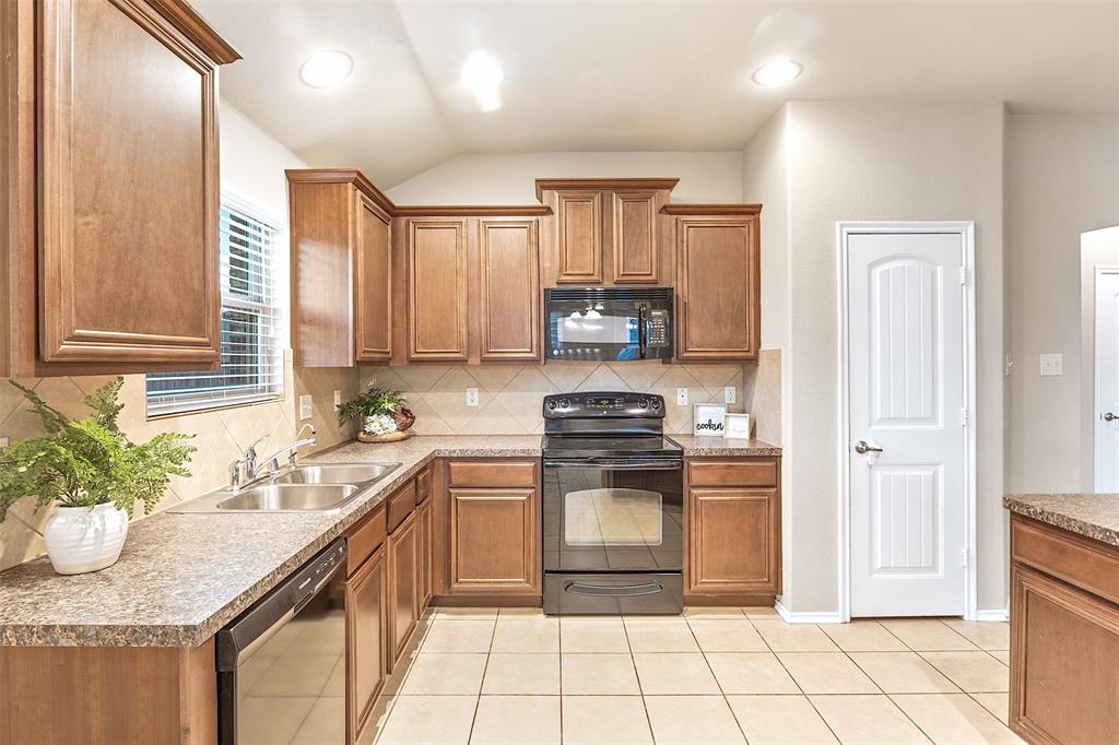 Woodland Creek Ph 2 - Residential