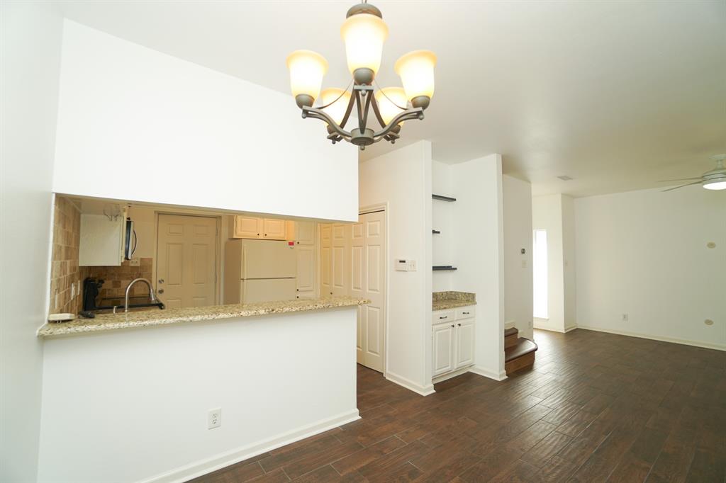 Montfort Twnhms - Residential Lease