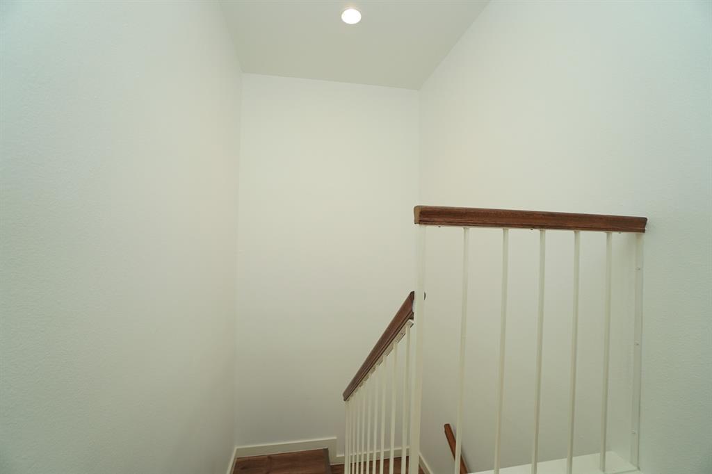 Montfort Twnhms - Residential Lease