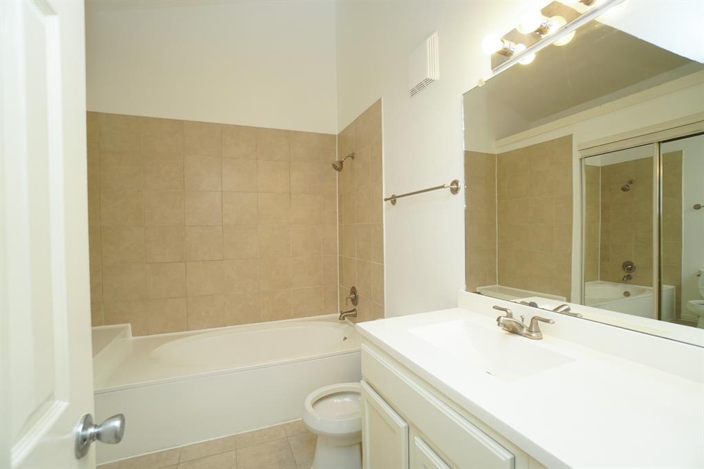 Montfort Twnhms - Residential Lease