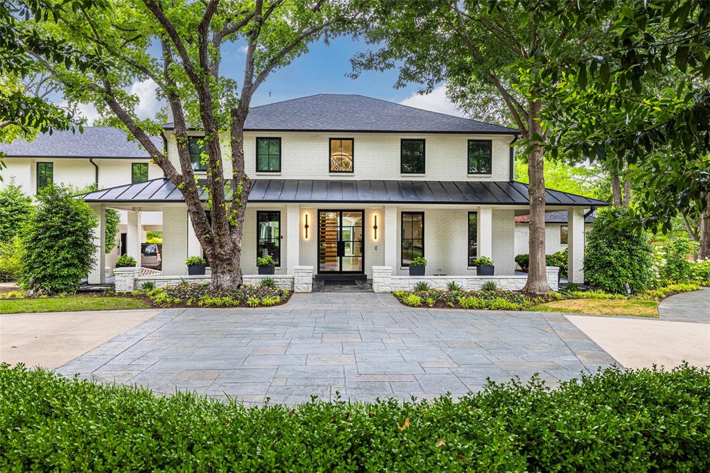 3512 Willow Bend Drive