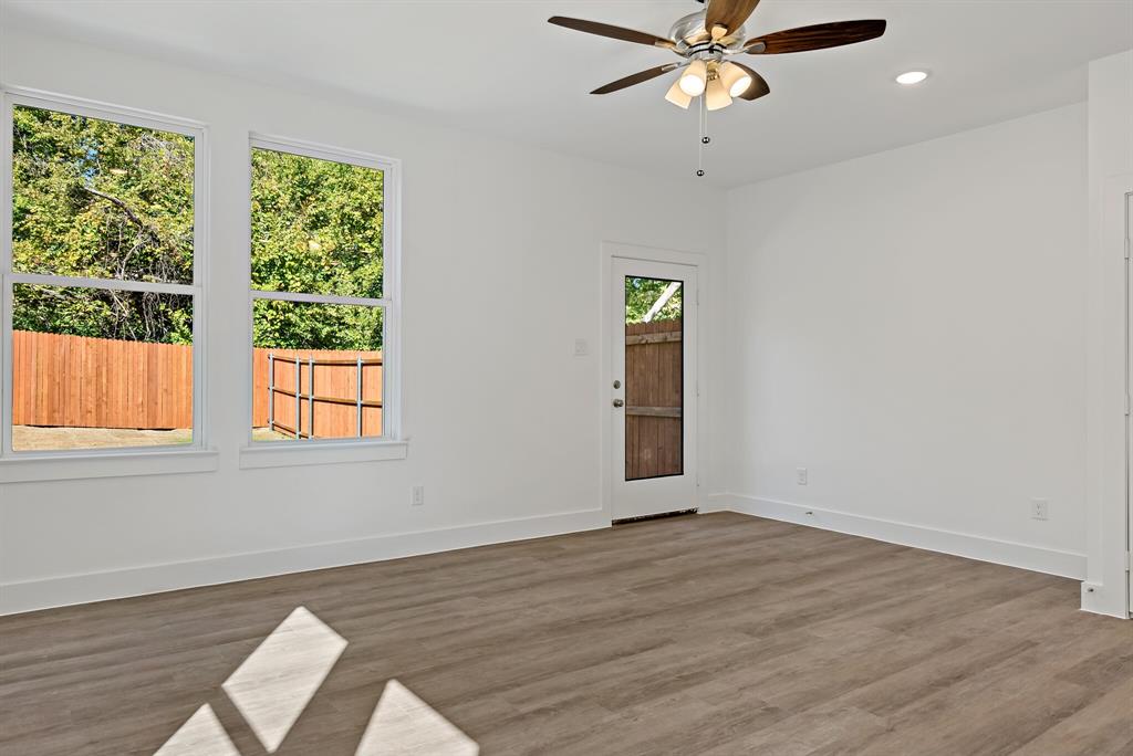 Inglish Add - Residential Income