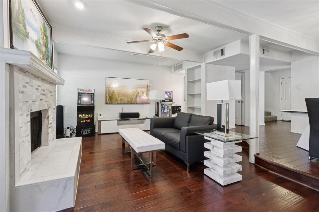 La Mirada Condo - Residential