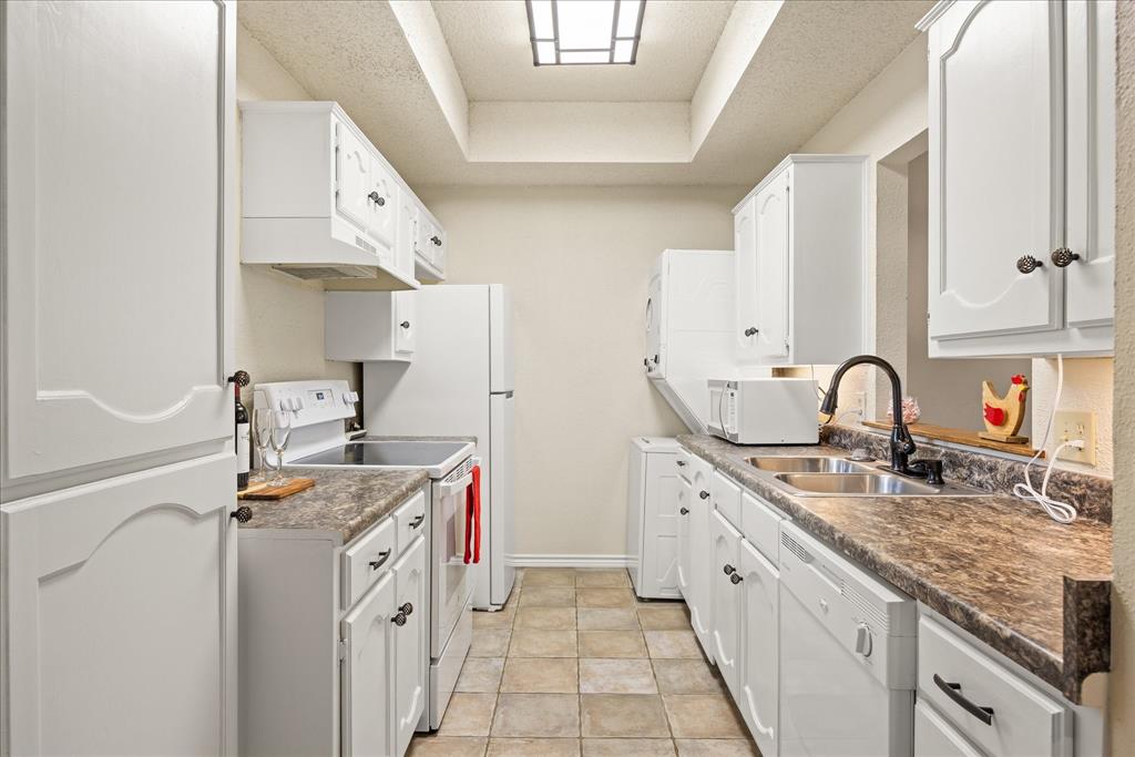 Fairway Condos - Residential