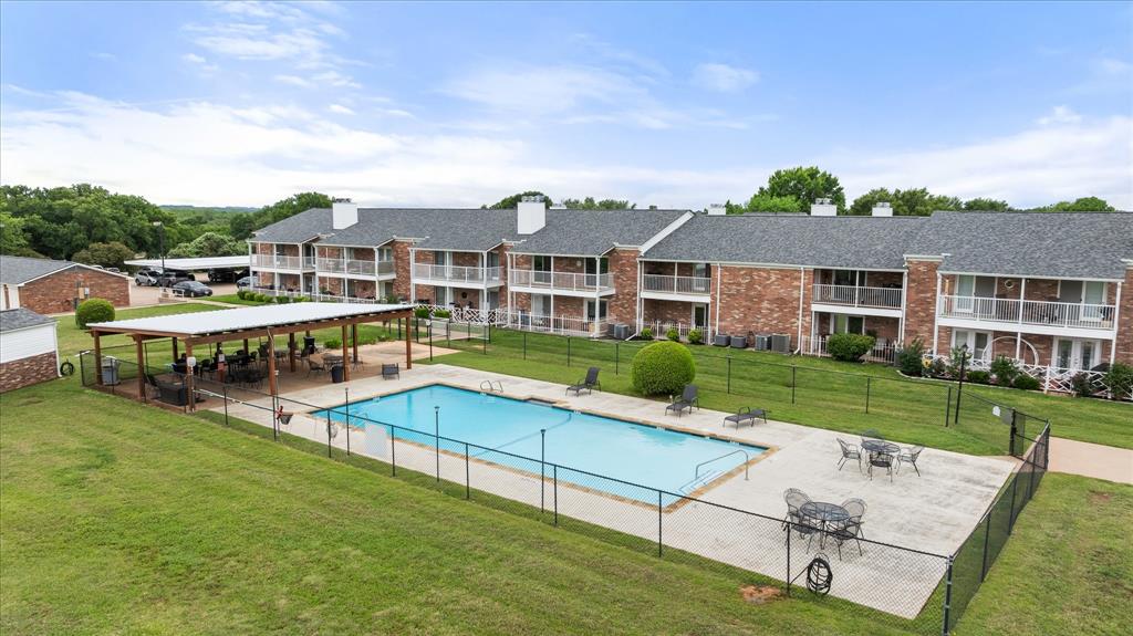 Fairway Condos - Residential