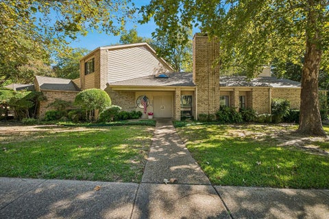 Photo of 2926 N Saint Andrews Drive, Richardson, TX 75082 (MLS # 21419799)