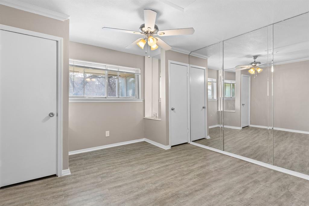 Royal Oaks Condo - Residential