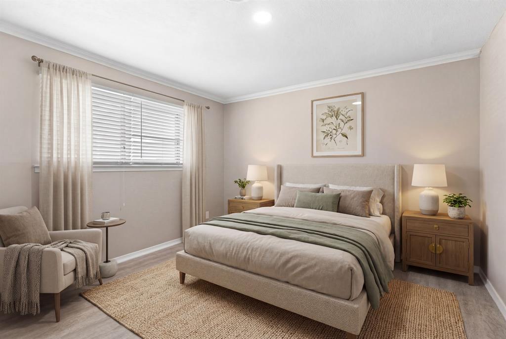 Royal Oaks Condo - Residential