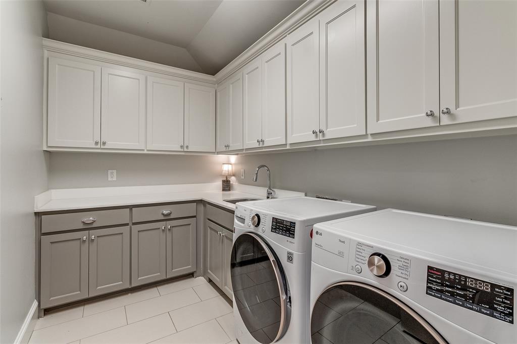 Rosser Terrace 02 - Residential