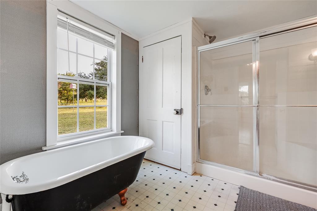 JOE F EDGAR - Residential