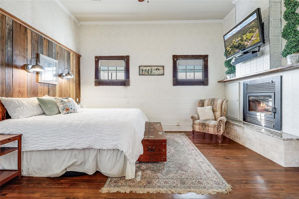 JOE F EDGAR - Residential