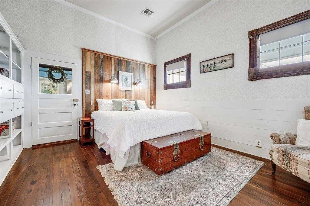 JOE F EDGAR - Residential