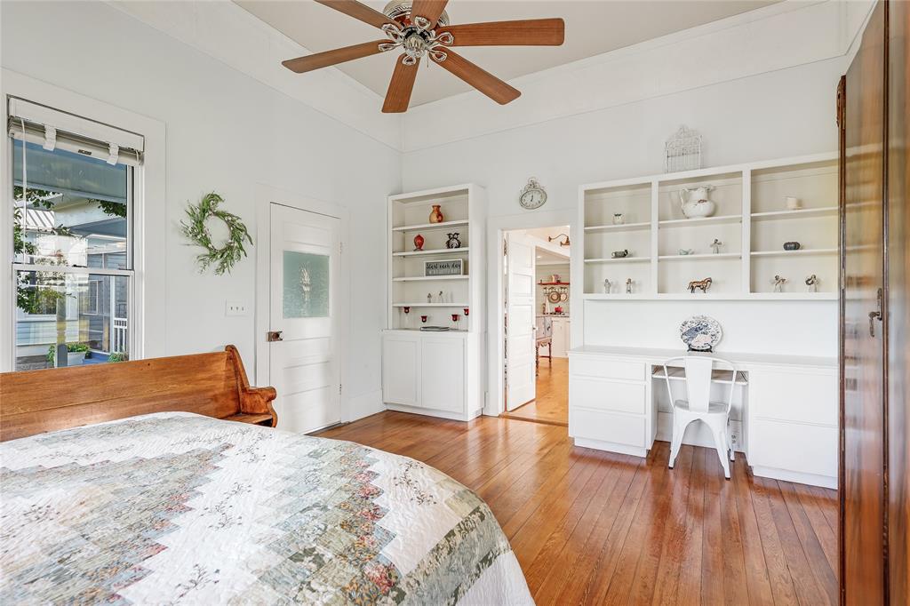 JOE F EDGAR - Residential