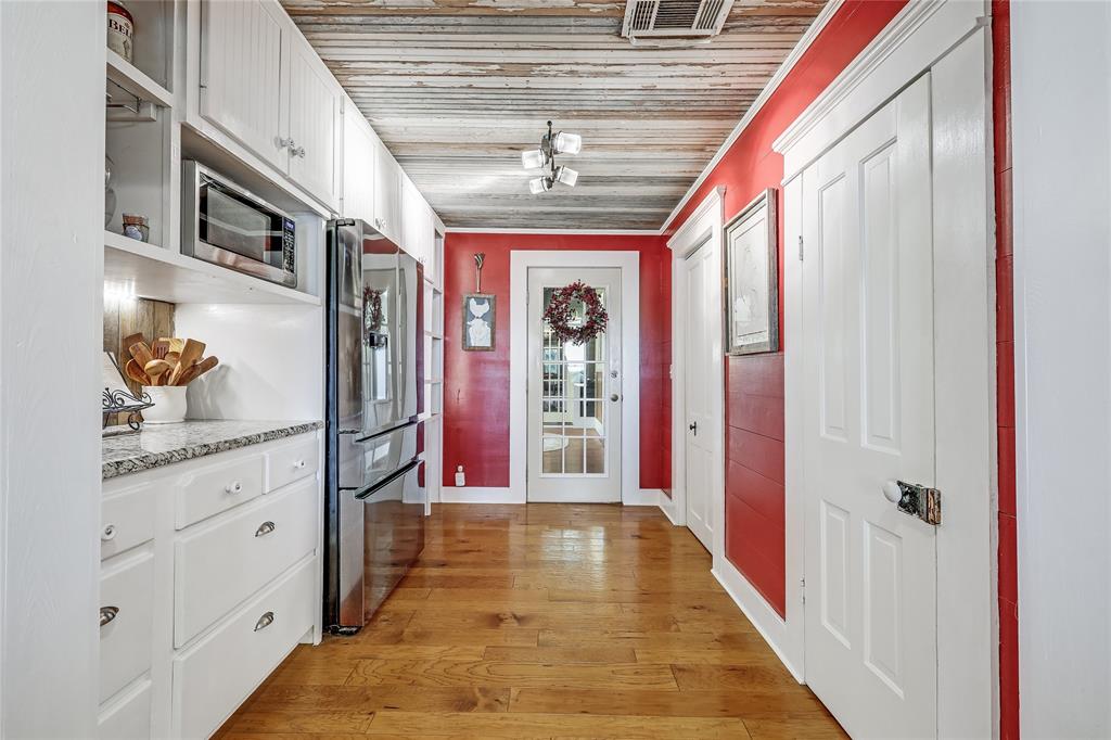 JOE F EDGAR - Residential