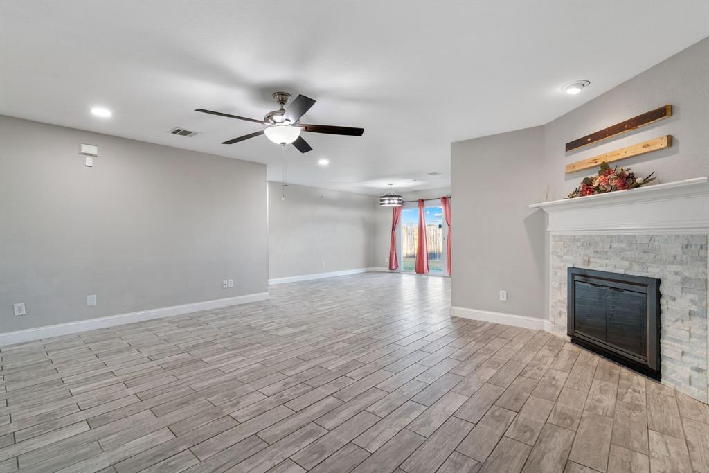 Falcon Ridge - Residential Lease