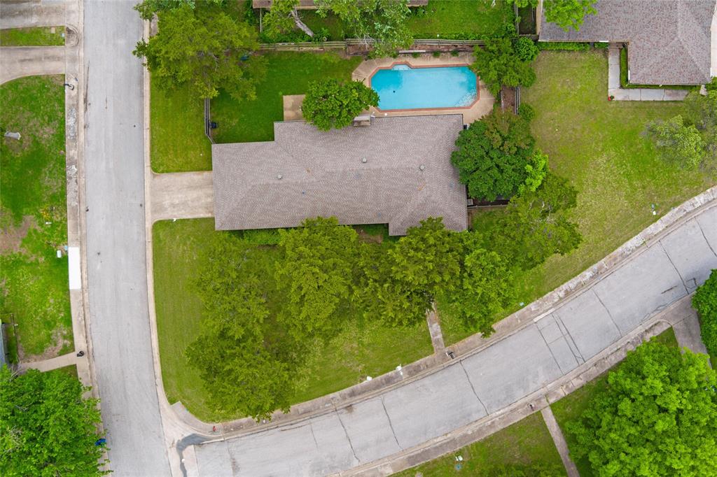 414 Ridgewood Drive