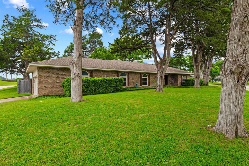 414 Ridgewood Drive