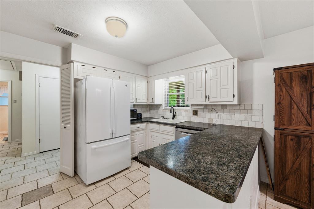414 Ridgewood Drive