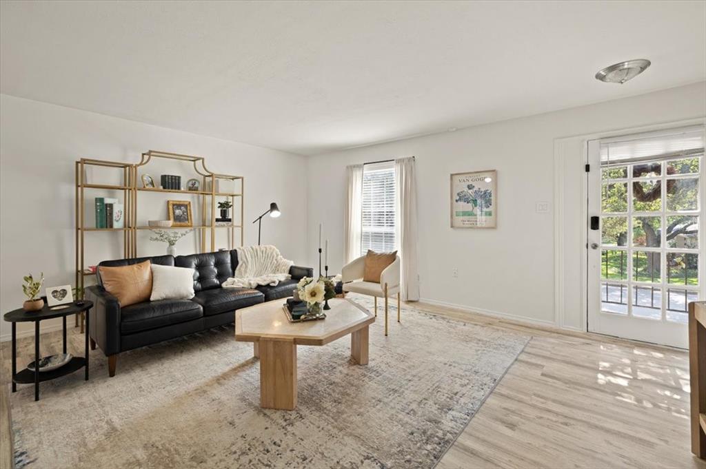 Ridglea Estate Condo - Residential