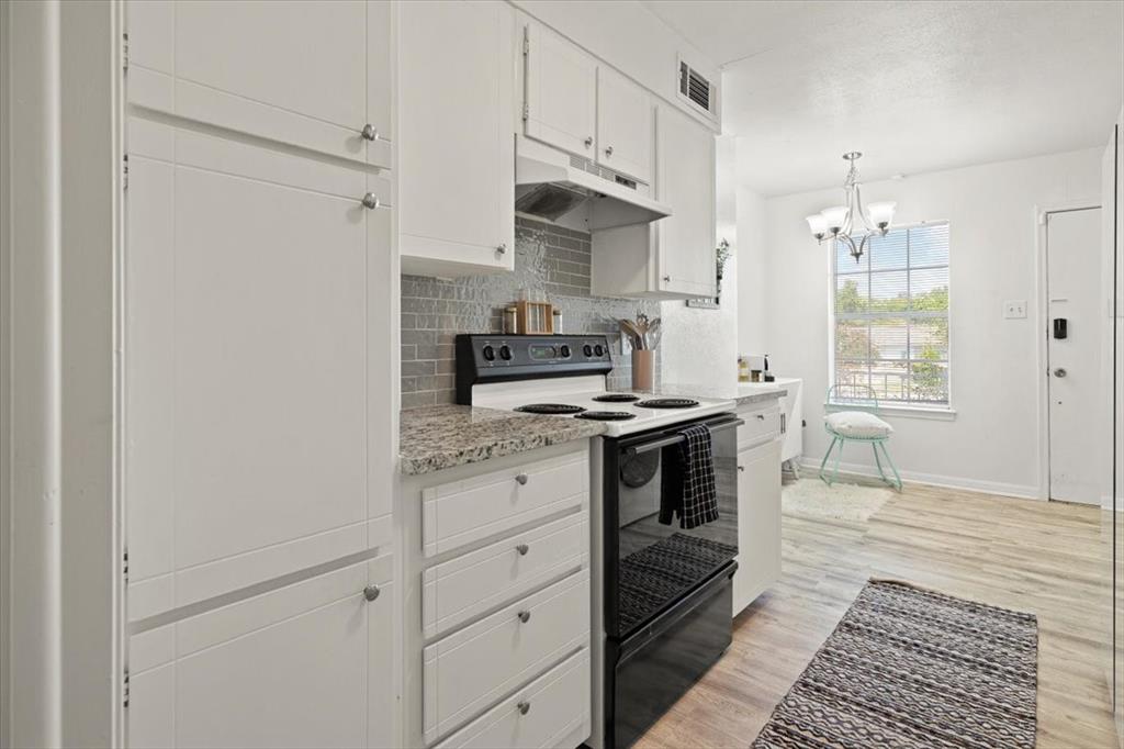 Ridglea Estate Condo - Residential