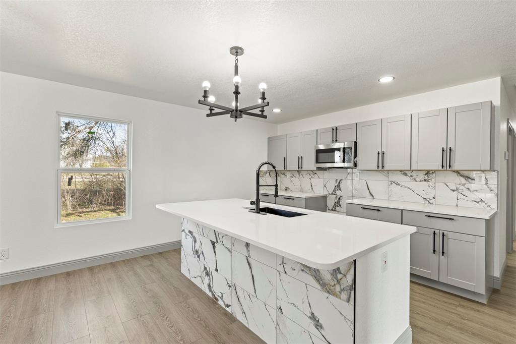 LAKE GRANBURY HBR SEC A - Residential