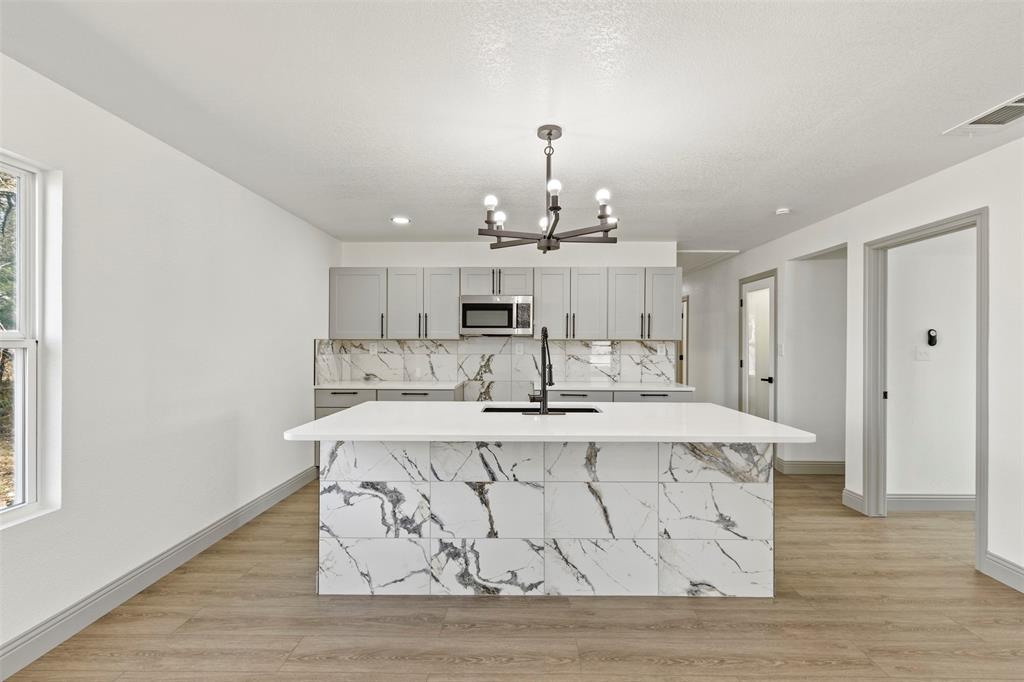 LAKE GRANBURY HBR SEC A - Residential