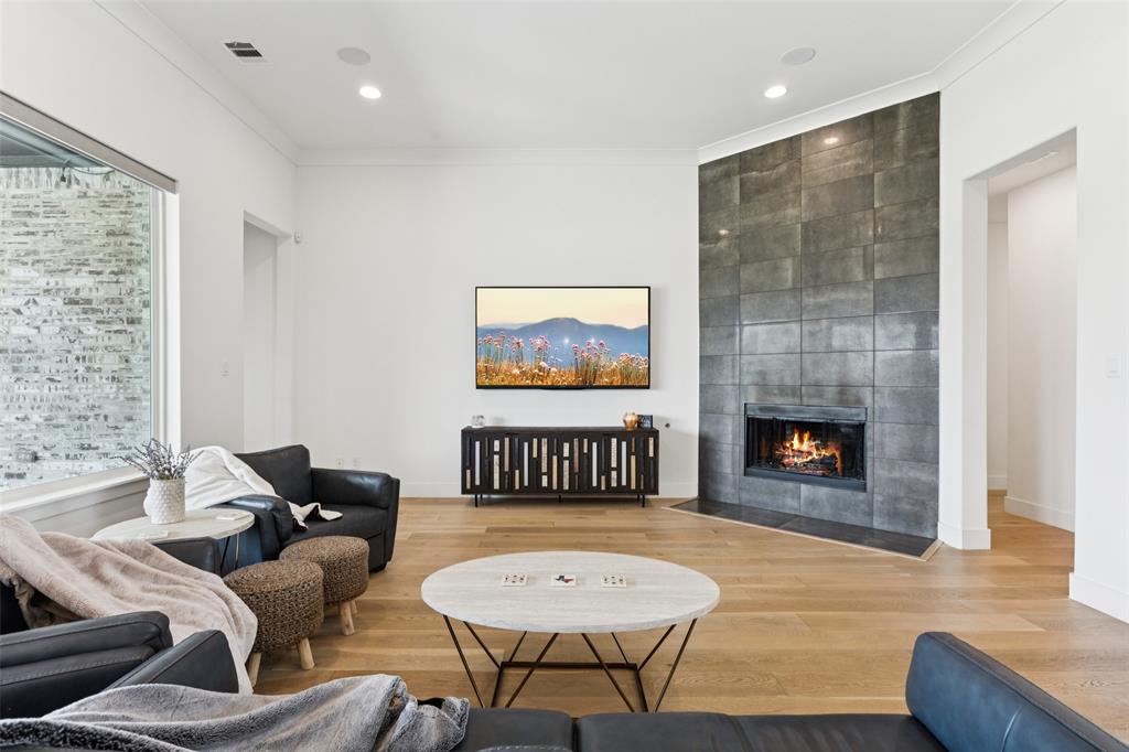 1220 Karsten Ridge Pass