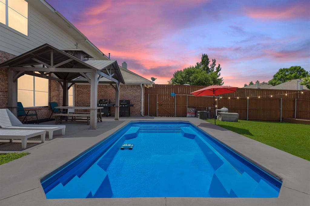 2841 Tangleglen Drive