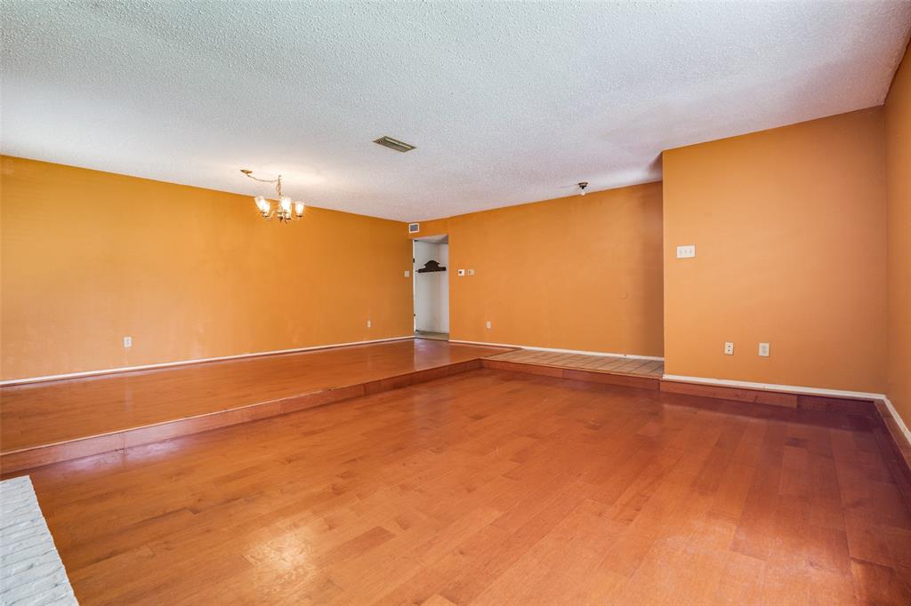 4012 Shackelford Drive