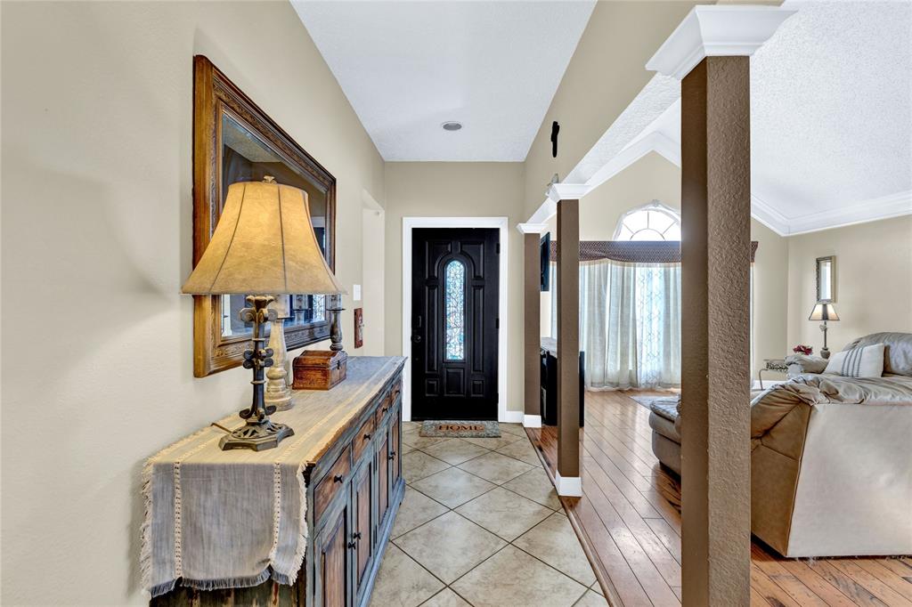 2129 Lakeway Terrace