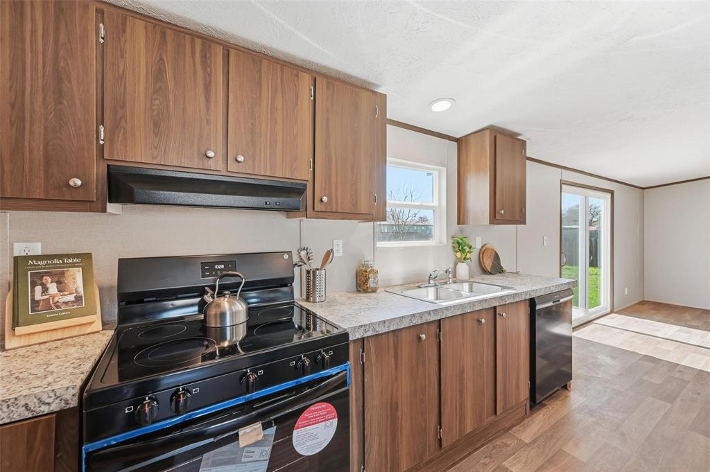 Shaded Lane Estates - Residential