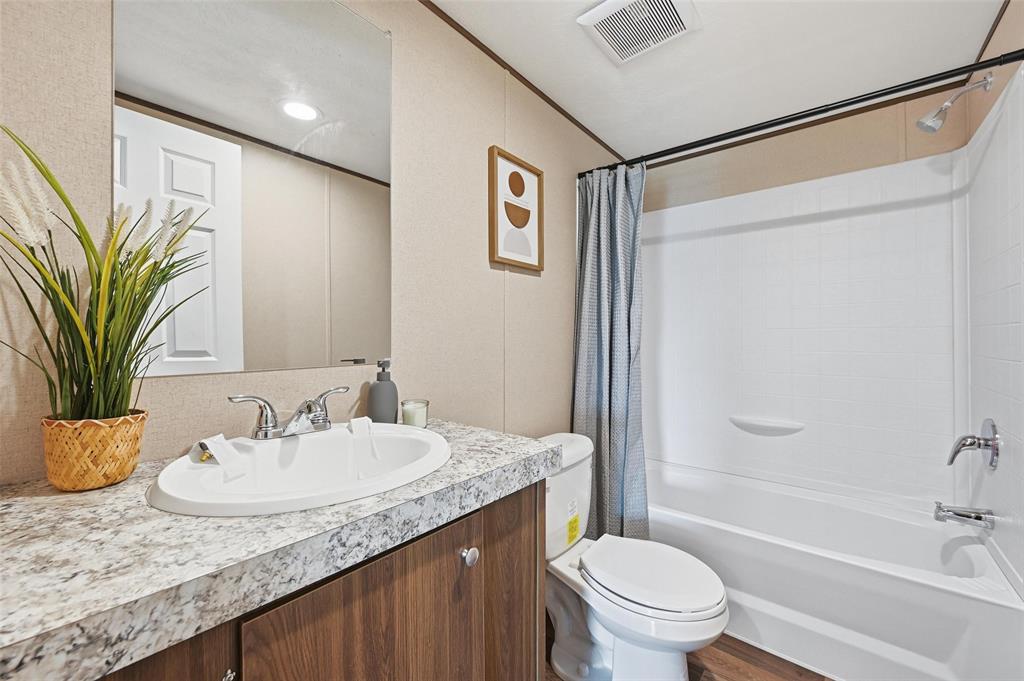 Shaded Lane Estates - Residential