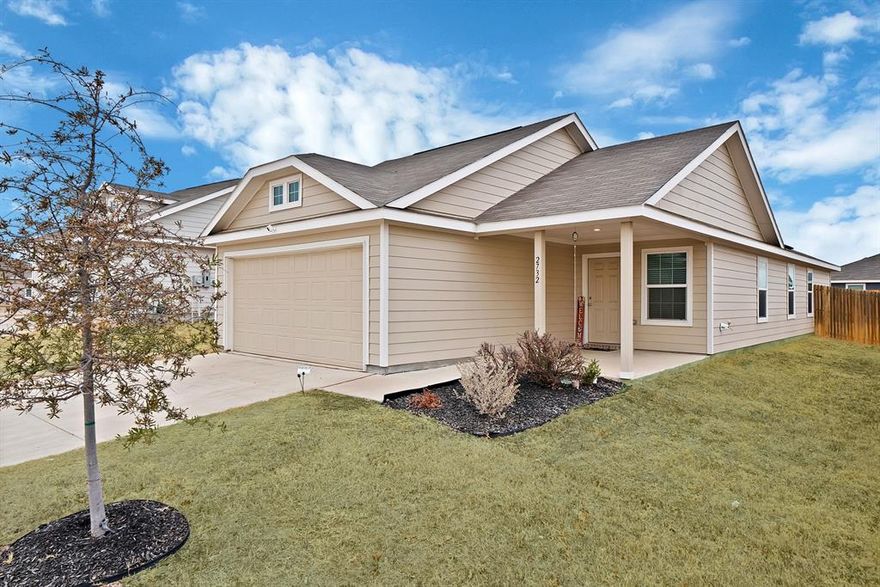 Welcome home to comfort and style! Built in 2022, this beautifully maintained 3-bedroom, 2-bath home offers modern design and easy living in the highly sought-after Eagle Mountain–Saginaw ISD.

Step inside to an open-concept layout filled with natural light, featuring solid-surface flooring in the main living areas and carpeted bedrooms for added comfort. The spacious living area flows seamlessly into the kitchen, making it ideal for both everyday living and entertaining. The kitchen offers ample counter space, a large pantry, and sleek finishes, all overlooking the main living space so you’re never far from the action.

The private primary suite provides a relaxing retreat with an en-suite bath, while two additional bedrooms offer flexibility for guests, a home office, or growing needs. Step outside to enjoy a fully fenced backyard with plenty of room to relax, play, or personalize.

Conveniently located near shopping, dining, and major roadways, this home combines modern comfort with an excellent location.

? Don’t miss your opportunity to own this move-in ready home—schedule your private showing today! ?