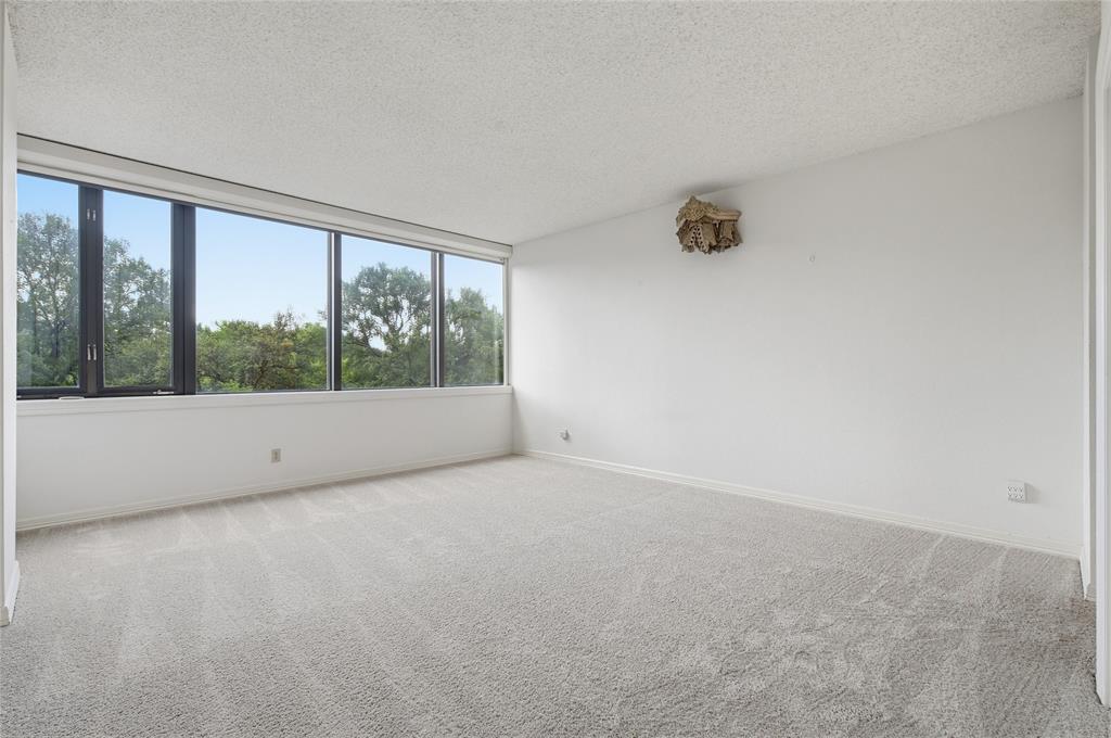 Bonaventure Condos - Residential