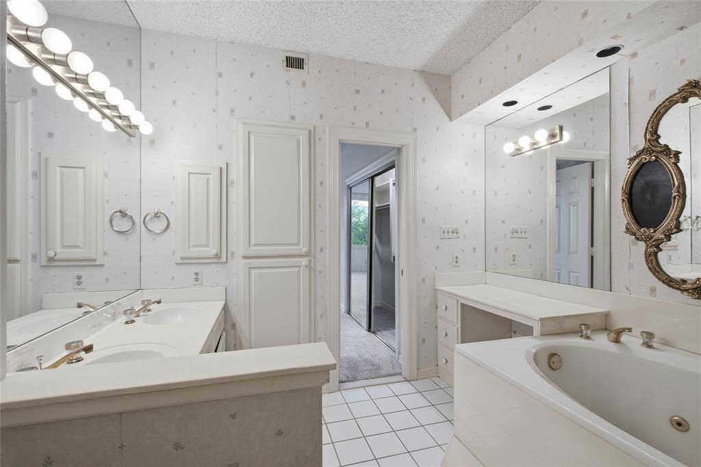 Bonaventure Condos - Residential