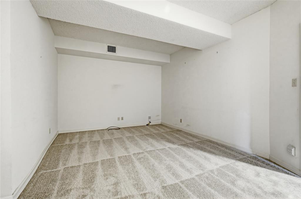 Bonaventure Condos - Residential