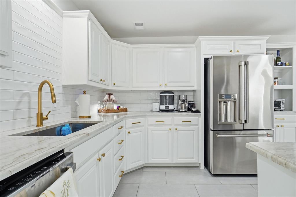 Benbrook Lakeside Add - Residential