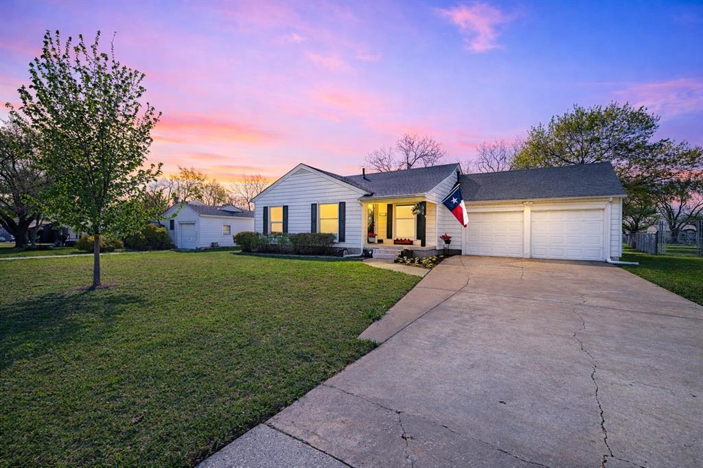 318 Hillcrest Avenue