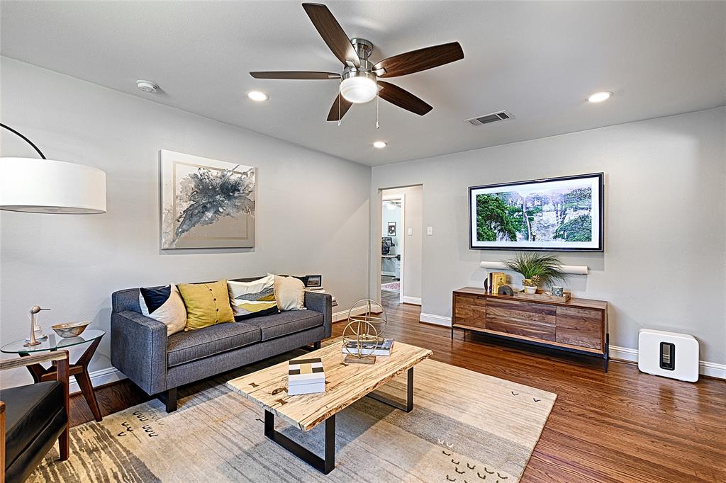 318 Hillcrest Avenue