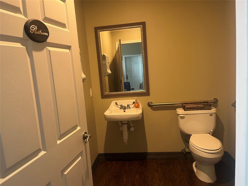 none - Commercial Sale