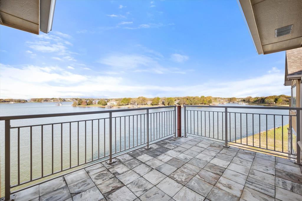 9900 Northshore Boulevard 3408