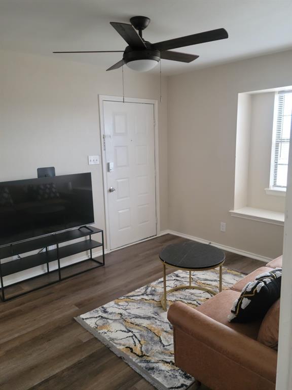 Crestbluff Condo - Residential