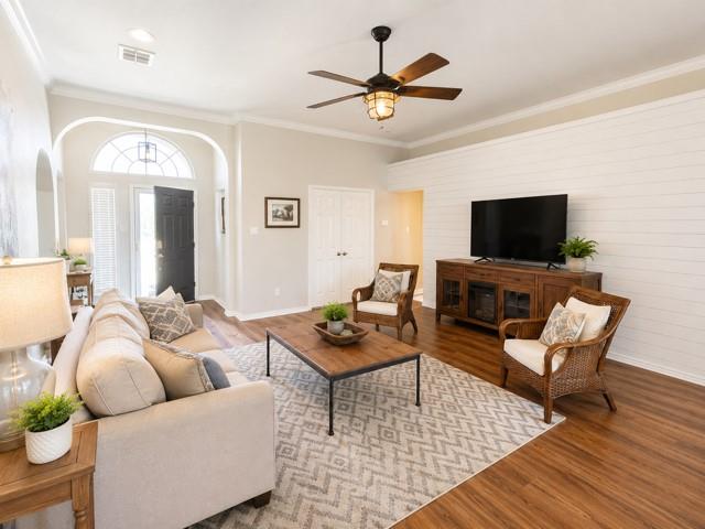 10201 Evergreen Drive