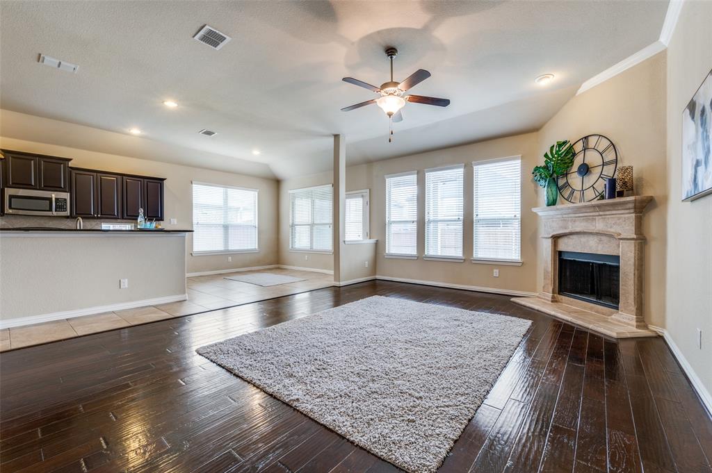 5009 Bluewater Drive