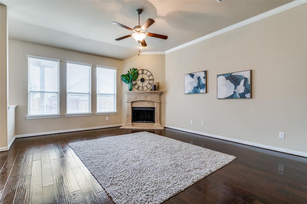 5009 Bluewater Drive